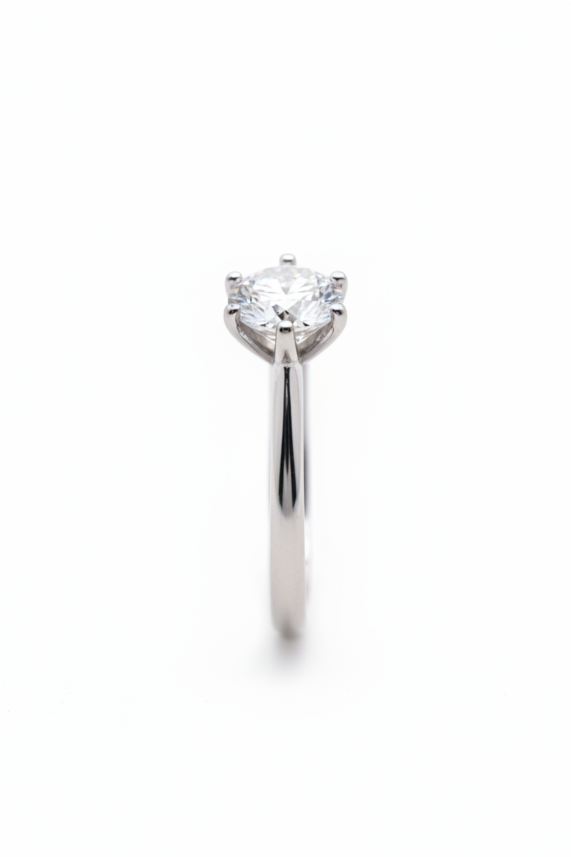 Anel Solitário Moissanite 8mm