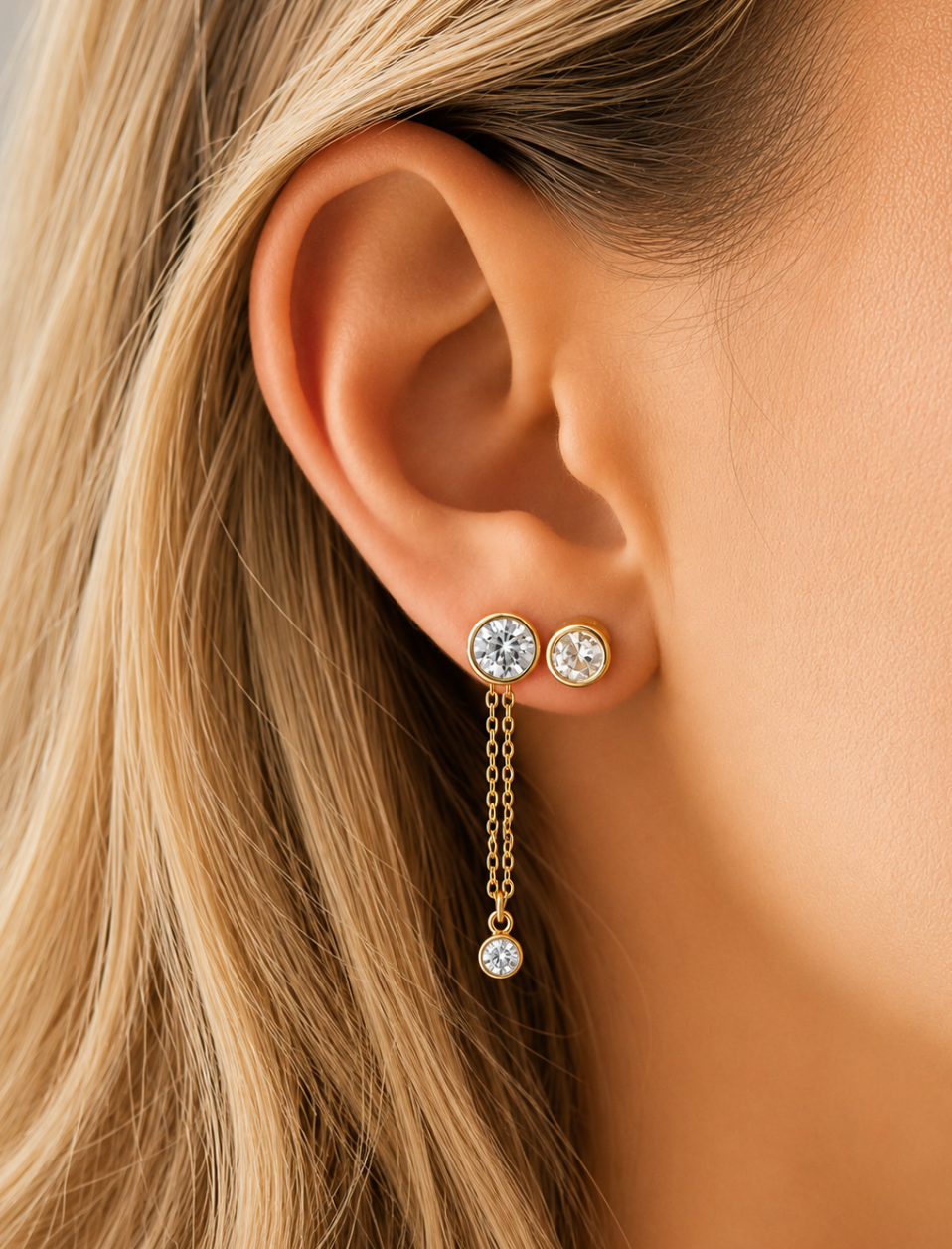 Brinco Sovereign Round Gold — Moissanite